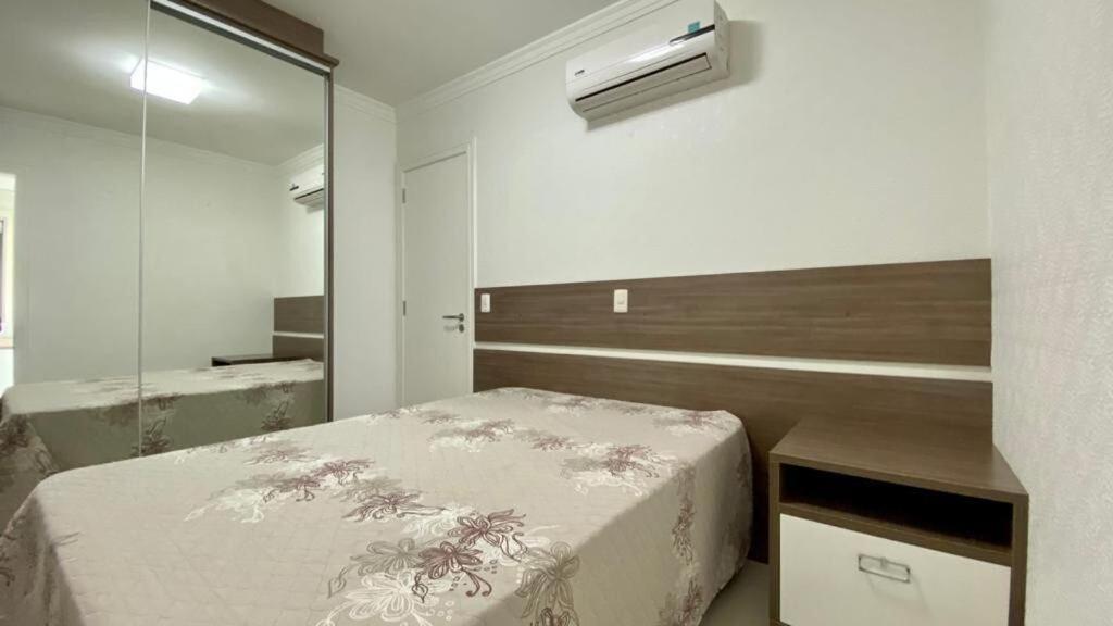 Solar Das Ilhas - Aconchegante Apartamento Na Linda Praia De 4 Ilhas Bombinhas Kültér fotó