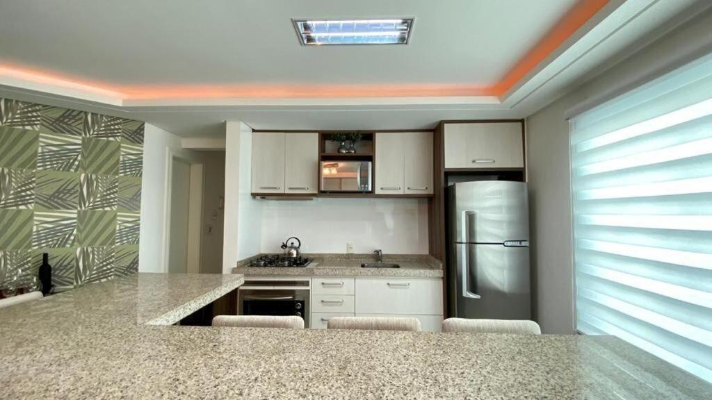 Solar Das Ilhas - Aconchegante Apartamento Na Linda Praia De 4 Ilhas Bombinhas Kültér fotó