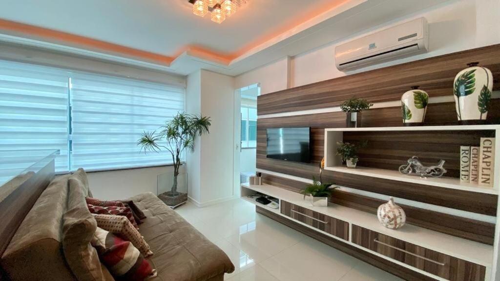 Solar Das Ilhas - Aconchegante Apartamento Na Linda Praia De 4 Ilhas Bombinhas Kültér fotó